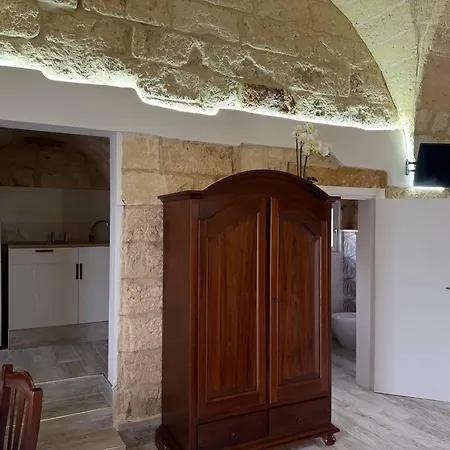 Largo Spani 15 ヴェーリエ