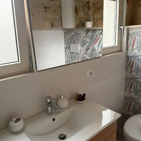 Semesterbostad Largo Spani 15 *